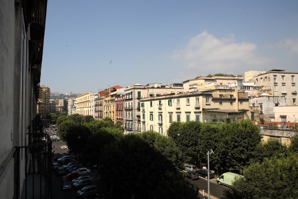 Opera Home Napoli Bagian luar foto