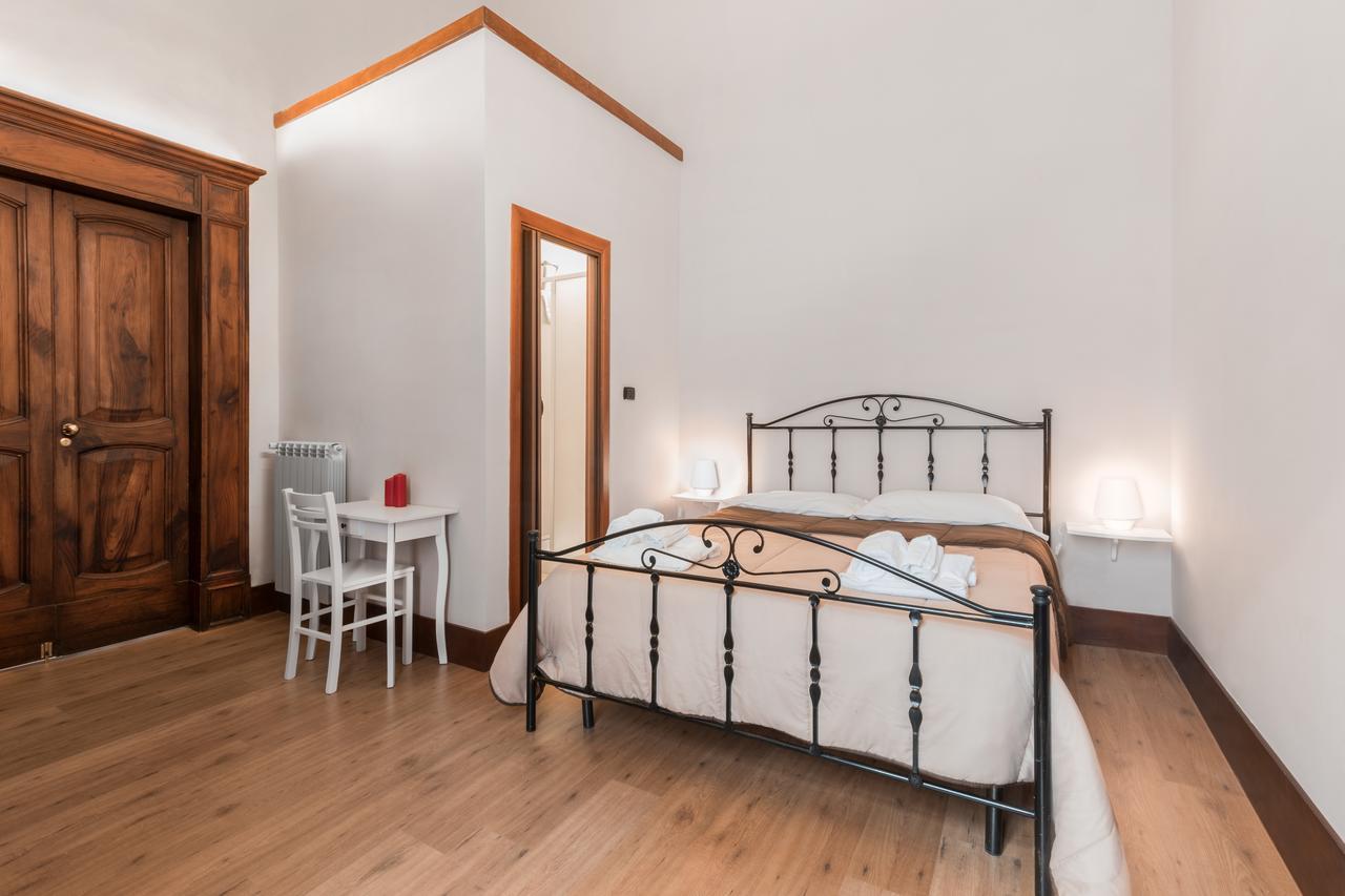 Opera Home Napoli Bagian luar foto