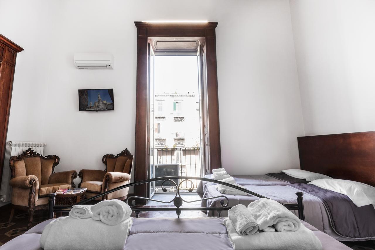 Opera Home Napoli Bagian luar foto